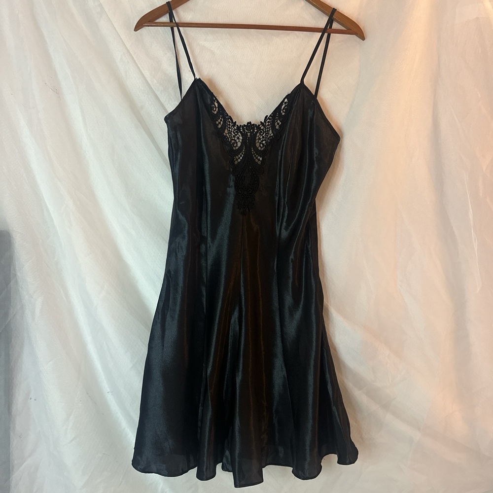 Vintage black chemise